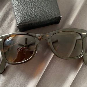 Rayban folding wayfarer